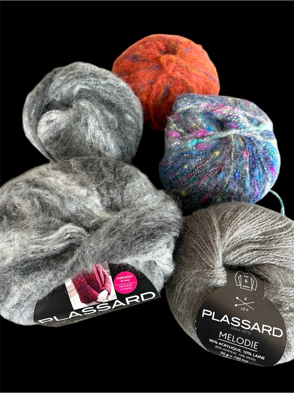 Melodie Gray Yarn & Assorted Colored Fibers - Soft Wool Blend